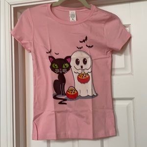 New without tags pink Halloween shirt. Size XL